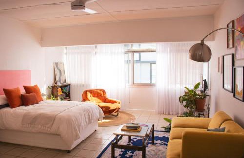 Three Anchor Bay Apartment | Cosy, Eclectic Apartment in Sea Point