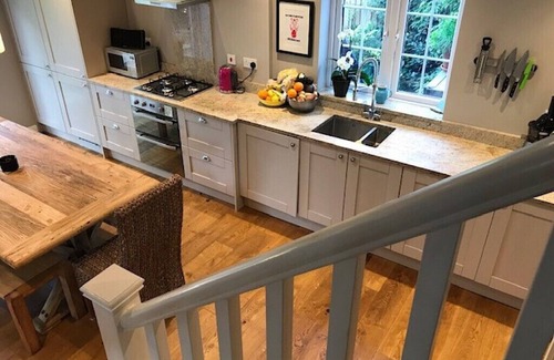 Maidenhead House | Cosy English Cottage
