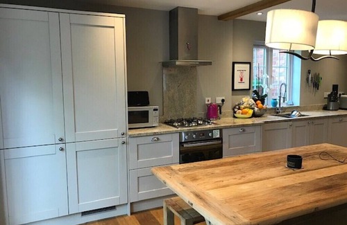 Maidenhead House | Cosy English Cottage