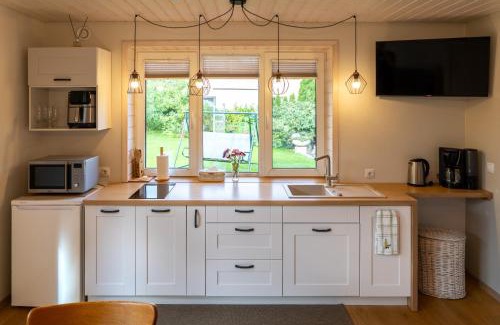 Kuressaare House | Cosy Family Guesthouse with Sauna and Garden