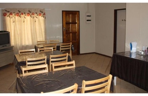 Lephalale House | Cosy farmhouse for 4 persons