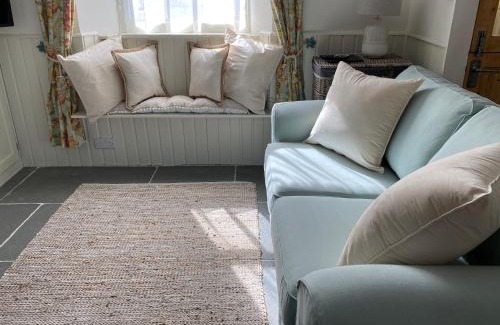 Brixham House | Cosy Fisherman’s Cottage: 150m to Brixham Harbour