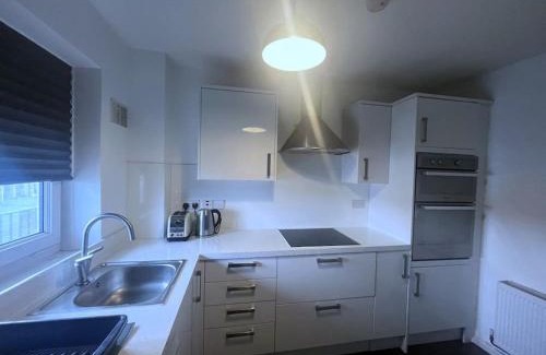 Havering Park Apartment | Cosy flat in Romford, 30 mins from London City