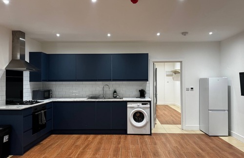 London Borough of Bexley Apartment | Cosy Flat with Garden London