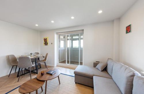 New Eltham Apartment | Cosy Flat with Stunning Views
