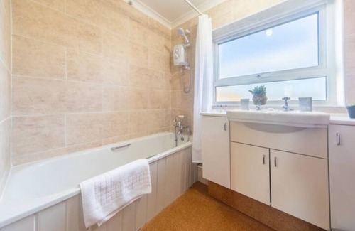 Stockton on the Forest House | Cosy Four-Bedroom House in York with Free Parking