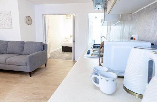 Swinton Apartment | Cosy & Fully Equipped Cottage in Swinton