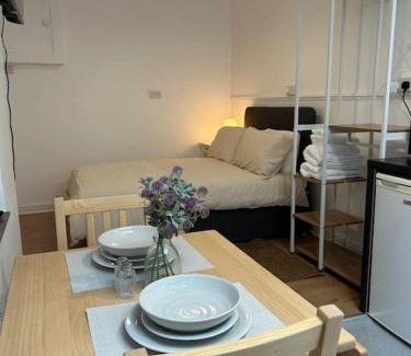 Cathays Apartment | Cosy Gem in Cardiff