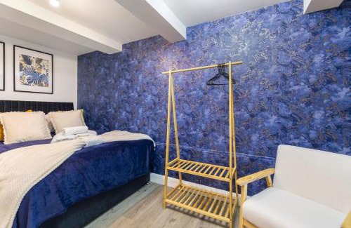 Markhouse Apartment | Cosy Gem Next Transport easy access central London