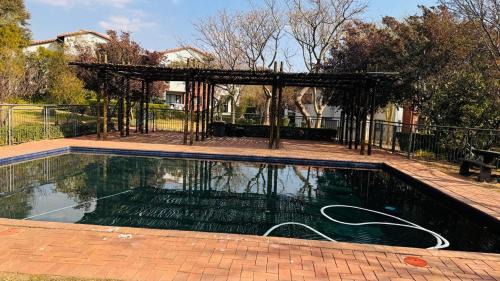 Greater Johannesburg Metropolitan Area Apartment | Cosy Golf Estate Apartment