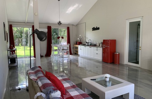 Bradenton Cottage | Cosy Guest House in the heart of nature