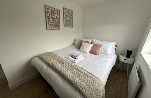 Gloucester House | Cosy Home Churchdown