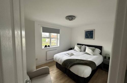 Gloucester House | Cosy Home Churchdown