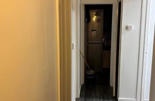 Cheetham Hill Apartment | Cosy home close to the city centre