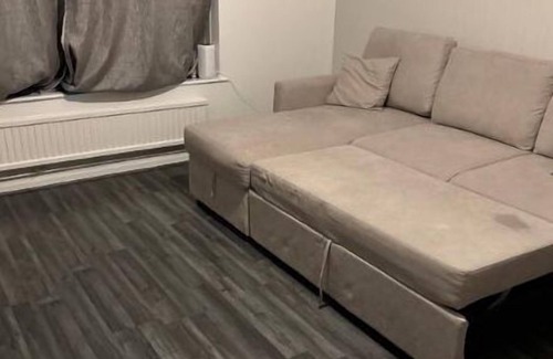 Cheetham Hill Apartment | Cosy home close to the city centre