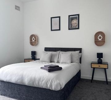 Openshaw Apartment | Cosy Home in Manchester