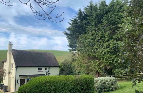 West Lulworth House | Cosy Home - Lulworth Cove and Durdle Door