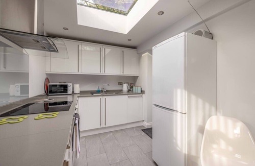Windlesham House | Cosy home nr Sunningdale/Ascot/Wentworth Golf Club