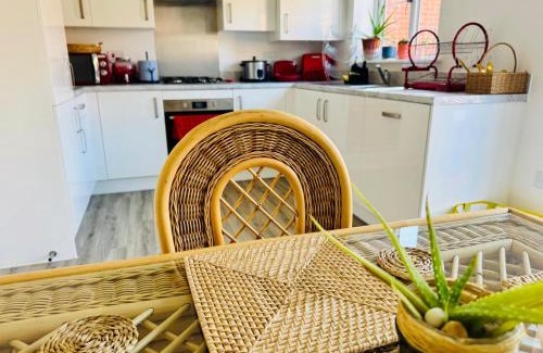 Retford House | Cosy Home Stay in Nottinghamshire