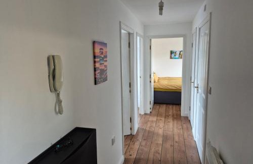 Durham Apartment | Cosy Home with 2 double bedrooms in Durham free parking