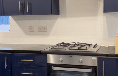 Birmingham House | Cosy house Harborne - Sleeps 10, 7 bed, 7 ensuite