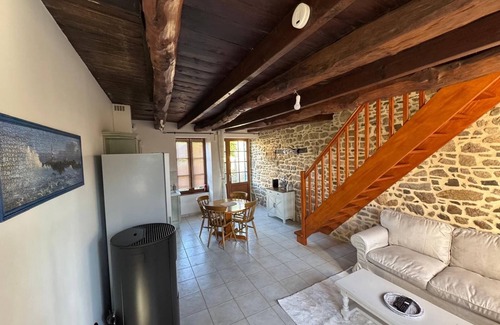 Roz-sur-Couesnon House | Cosy house Le Cerisier, view of Mont-Saint-Michel