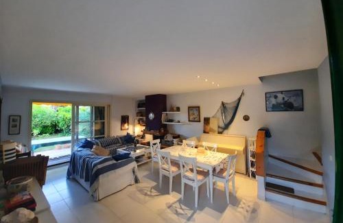 Creixell Apartment | Cosy house with garden infront of the sea