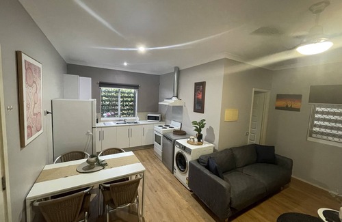 Djugun House | Cosy Kimberley Cottage Close to Cable Beach