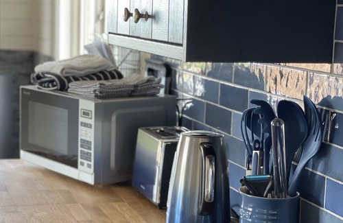 Castle Carrock Cottage | Cosy Lodge with Private Hot Tub in Tottergill Farm