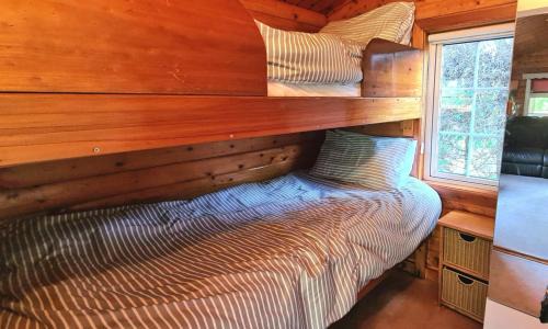 Bronaber Apartment | Cosy log cabin in Snowdonia 19