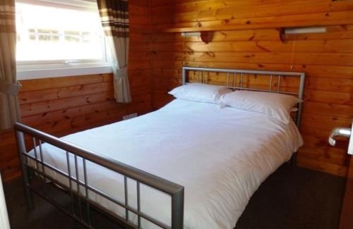 Bronaber Ski Chalet | Cosy log cabin in Snowdonia 357