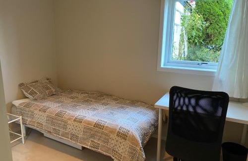 Nordstrand Apartment | Cosy modern 3-rooms close to fjord and center