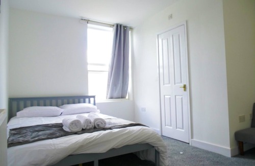 Leamington Spa Apartment | Cosy & Modern 1 Bed Studio