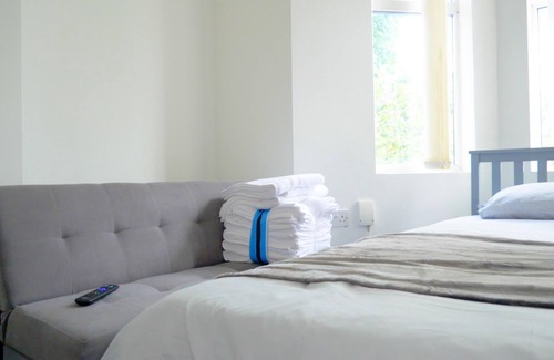 Leamington Spa Apartment | Cosy & Modern 1 Bed Studio
