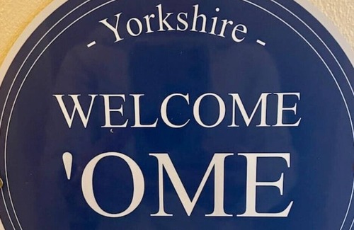 Oxenhope House | Cosy modern home in the heart of a village and opposite a pub