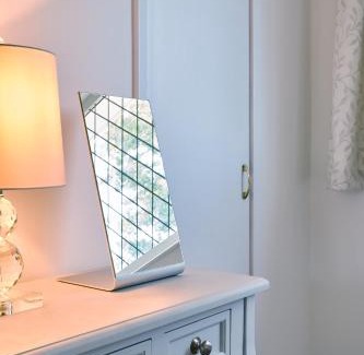 Leeds House | Cosy Nook - 3 Bedroom Retreat with Private Garden, Parking and Media Wall