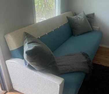 Mollymook Beach House | Cosy retro styled bungalow