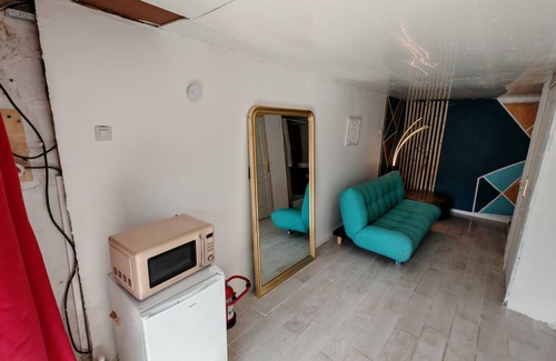 Gagny Bed & Breakfast | Cosy room between Paris and the countryside