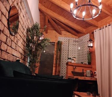 Majdal al-Shams Apartment | Cosy room
