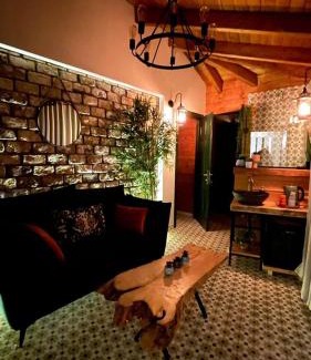 Majdal al-Shams Apartment | Cosy room