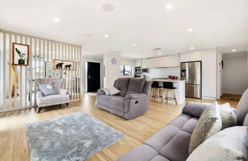 Papakura House | Cosy room near airport