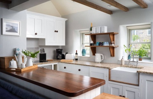 St Ives House | Cosy Rural Garden Cottage Sea Views Near St Ives