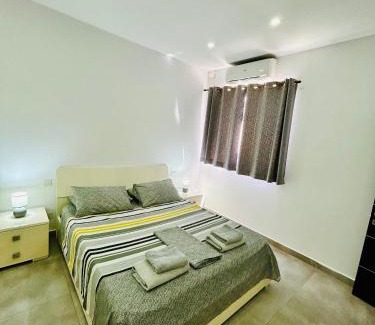 Gzira Apartment | Cosy Seaside APT, 200m from the Seafront