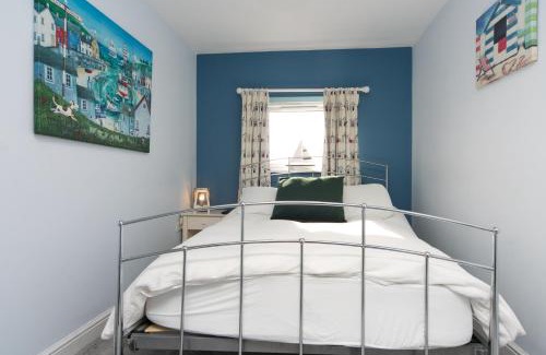 Criccieth House | Cosy seaside cottage