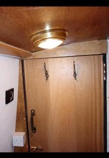 Airton Boat Rental | Cosy, secluded narrow boat