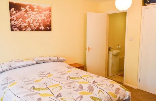 Bordon Cottage | Cosy, self-contained dog-friendly cottage