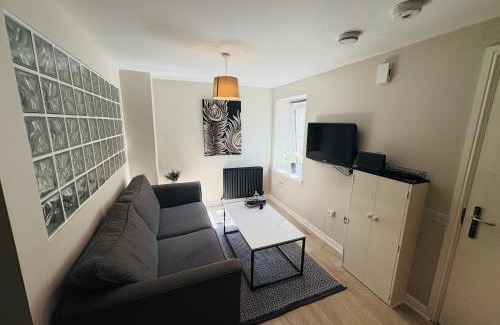 Montrose Apartment | Cosy studio flat