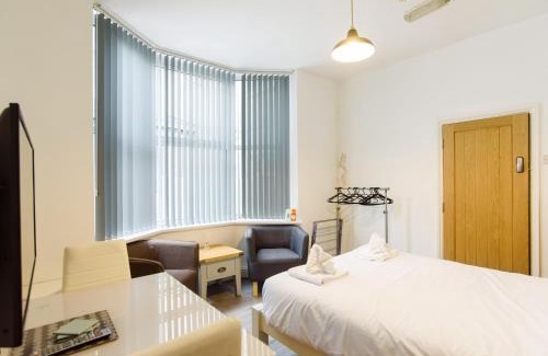 Newport Apartment | Cosy Studio Flat