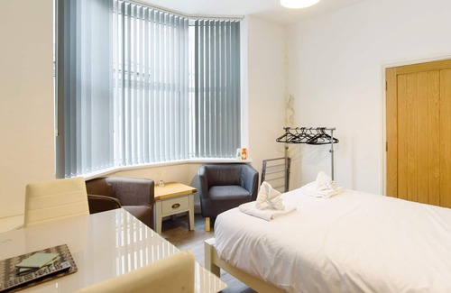 Newport Apartment | Cosy Studio Flat