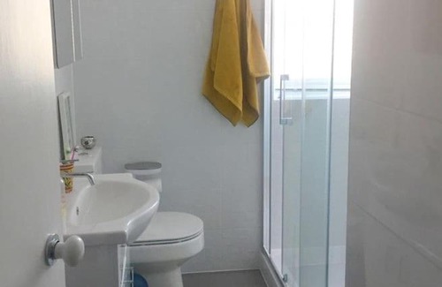 East Putney Apartment | Cosy studio flat, great location!